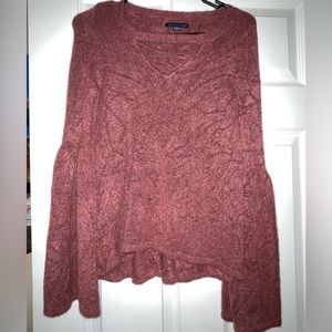 Soft bell sleeved crisscross neck American Eagle sweater heathered maroon.